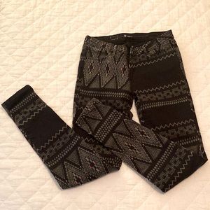 Levi’s black printed jeans